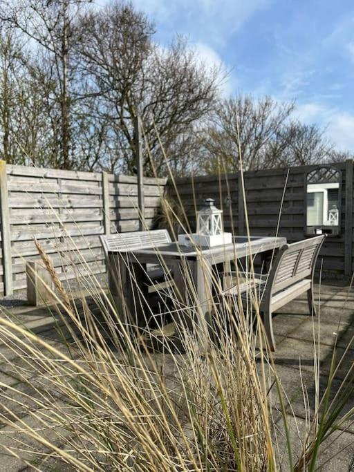 Chalet + Tiny House Nabij Strand بيتين المظهر الخارجي الصورة
